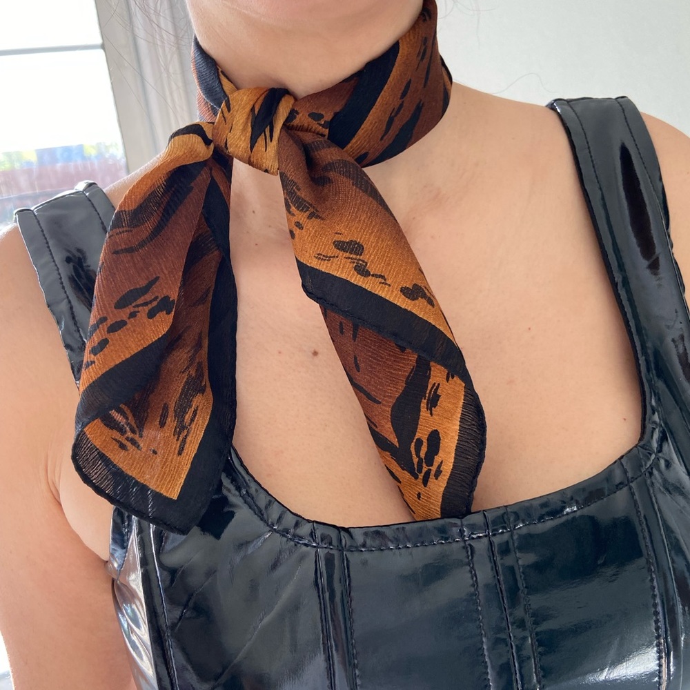 Elaine Gold For Collection Handkerchief